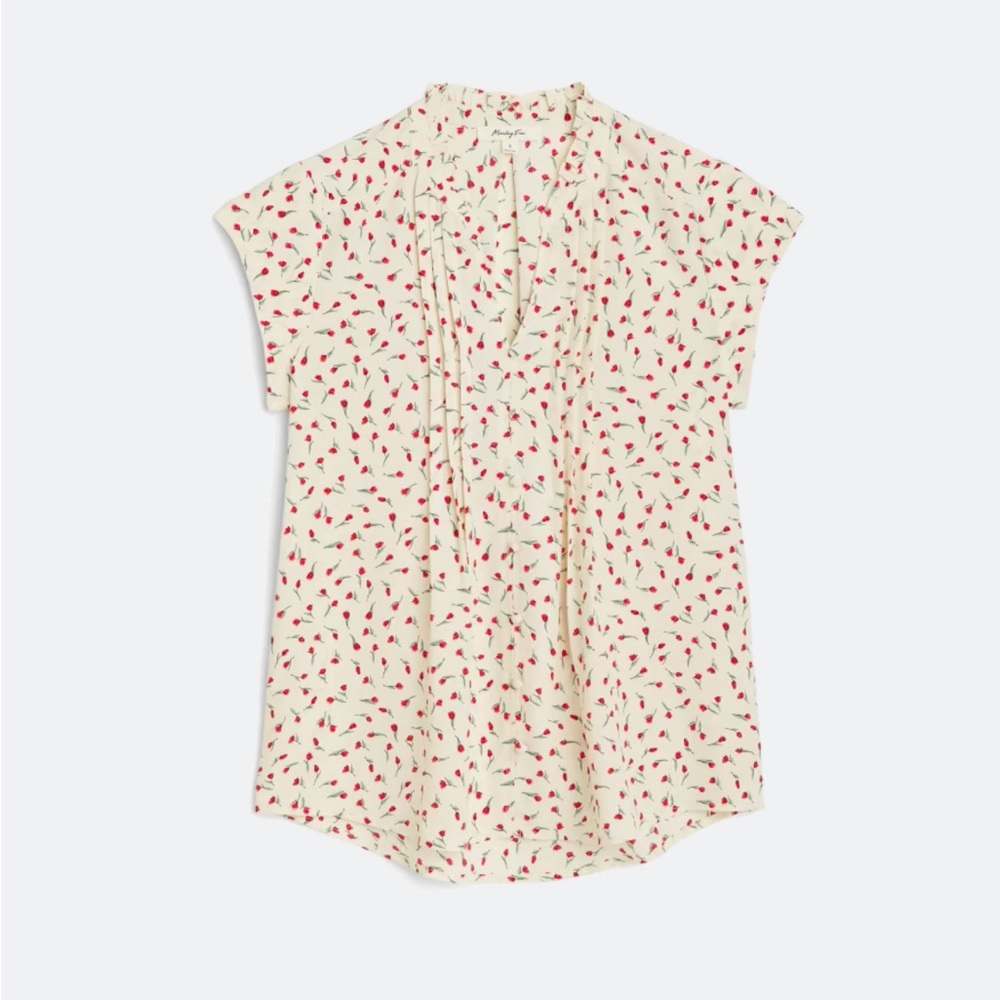 Cute pleated blouse with delicate rosebud print Xl from stitchfix/ Monday fun
